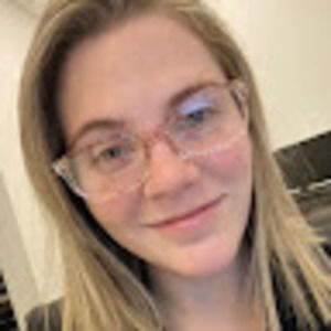 Meet your Posher, Janelle